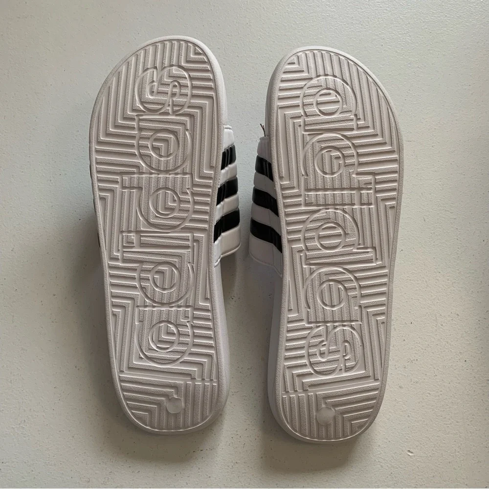 Adidas Adissage Slide Sandals Mens Size 17 Black & White NEW IN BOX